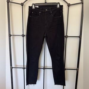 GAP Women’s True Skinny High Rise Jeans - Black 28 SHORT
